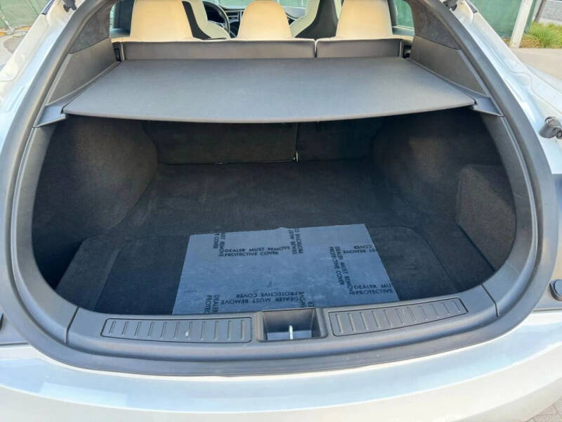 2017 Tesla Model S 75D