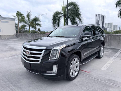 2016 Cadillac Escalade Luxury Collection
