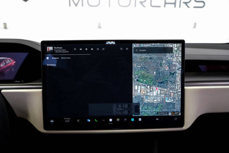 2022 Tesla Model X Plaid