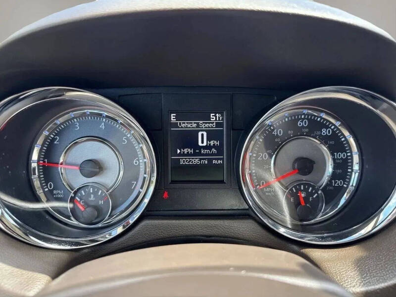 2014 Chrysler Town and Country Touring-L