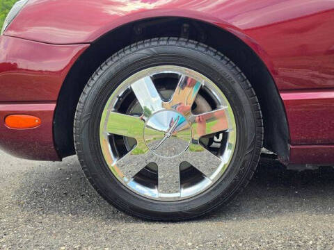 2004 Ford Thunderbird Deluxe
