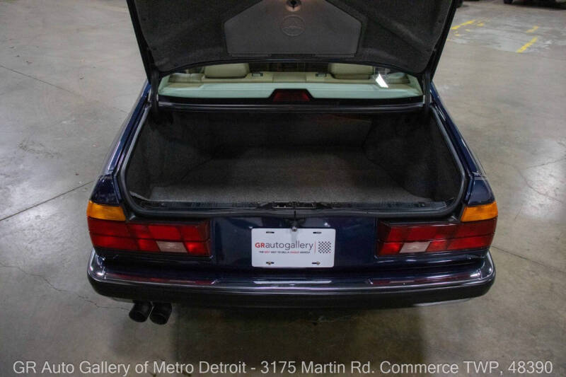 1990 BMW 7 Series 735i