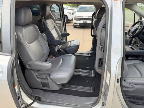 2021 Toyota Sienna LE 8-Passenger