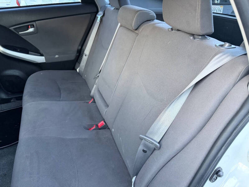 2013 Toyota Prius Three