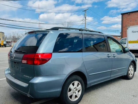 2005 Toyota Sienna