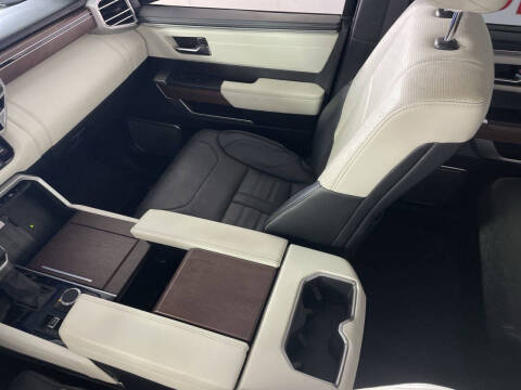 2023 Toyota Sequoia Capstone