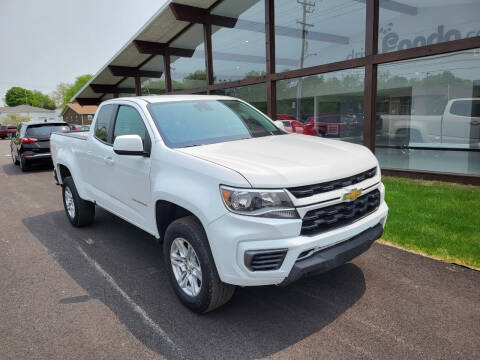 2021 Chevrolet Colorado for sale at DrivePanda.com of Marengo in Marengo IL