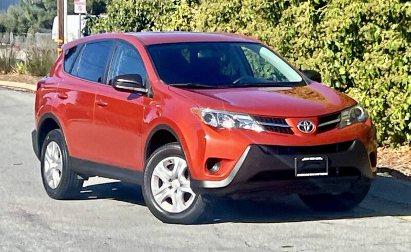 2015 Toyota RAV4 LE's photo
