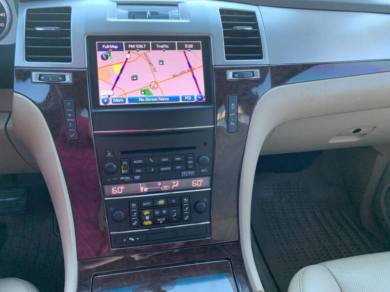 2014 Cadillac Escalade ESV Luxury