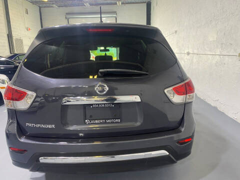 2014 Nissan Pathfinder SV