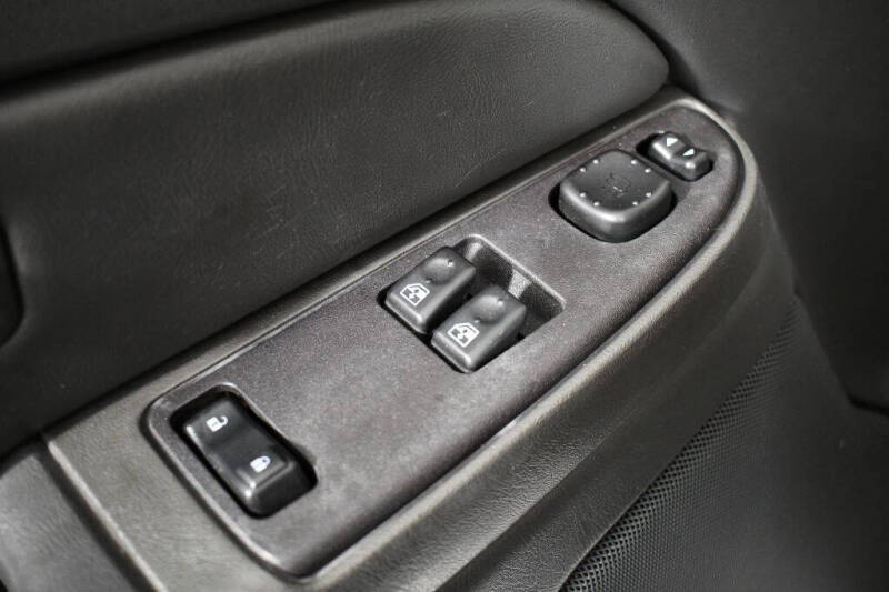 2005 GMC Sierra 2500HD