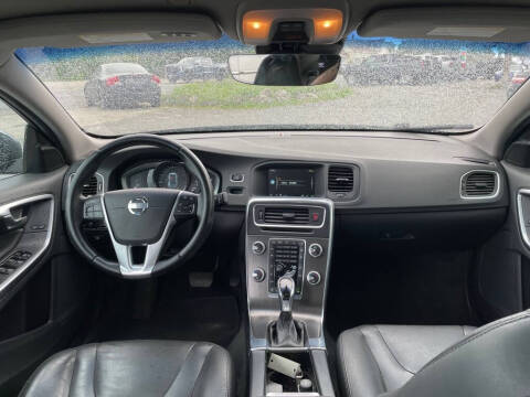 2015 Volvo S60 T5 Premier