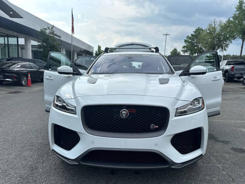 2020 Jaguar F-PACE SVR