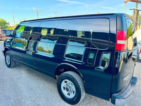 2015 GMC Savana LT 2500