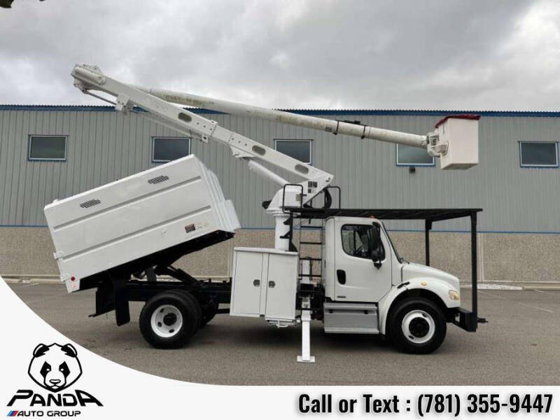 2012 Freightliner M2 106