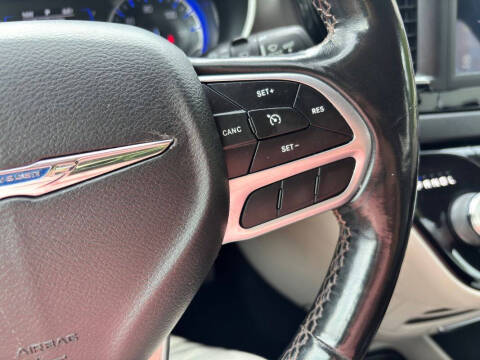 2020 Chrysler Pacifica Touring L