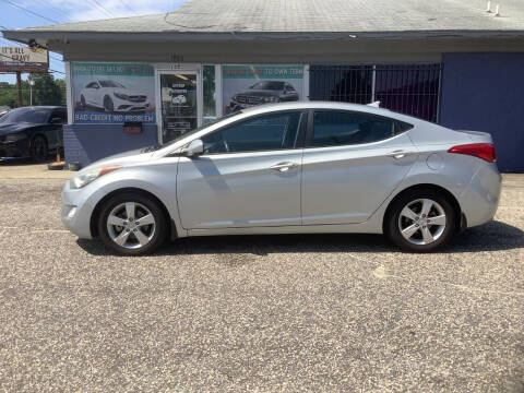 2013 Hyundai Elantra for sale at Superior Automotive Group in Fayetteville NC