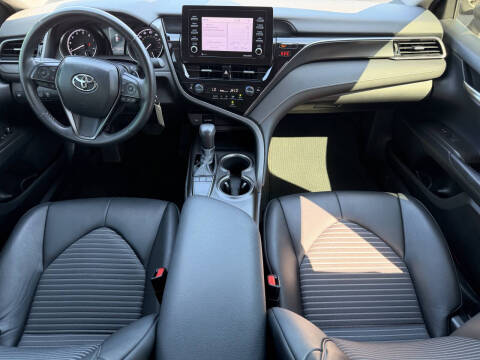 2023 Toyota Camry SE