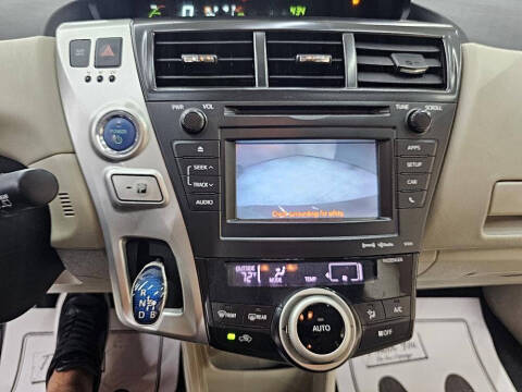 2012 Toyota Prius v Two