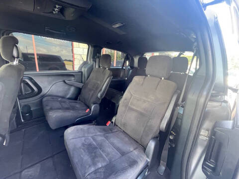 2015 Dodge Grand Caravan SE