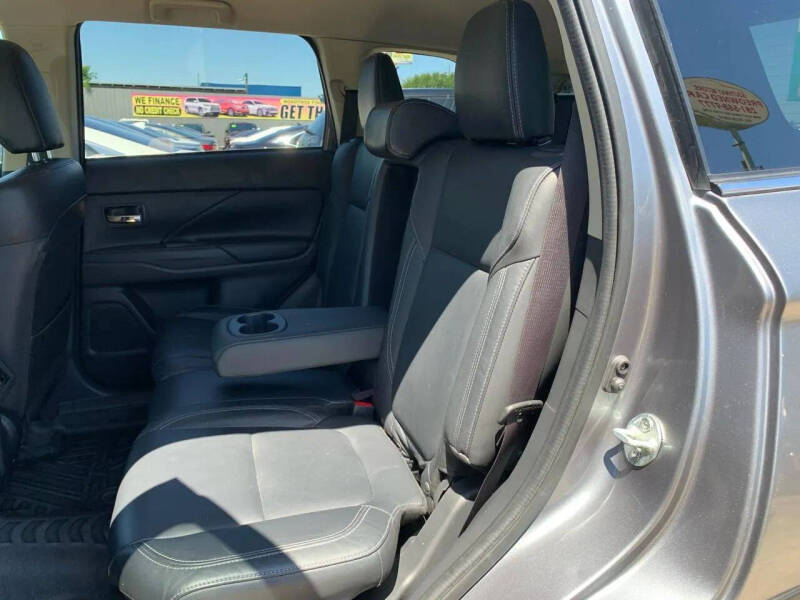2020 Mitsubishi Outlander