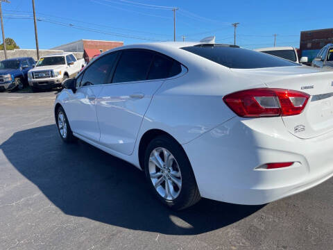 2019 Chevrolet Cruze LT