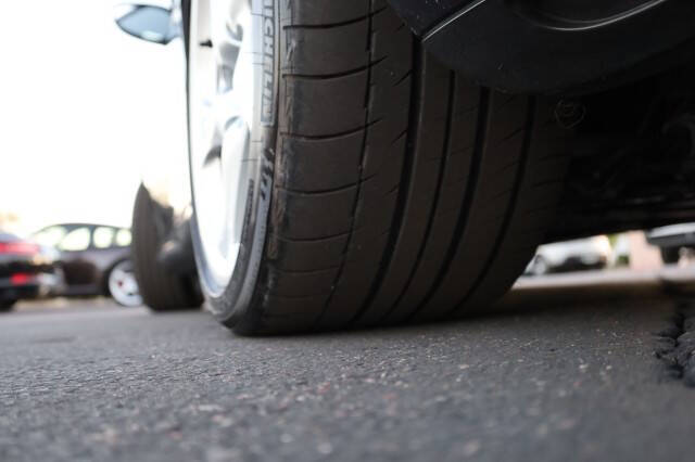 2004 Porsche 911 Carrera 4S