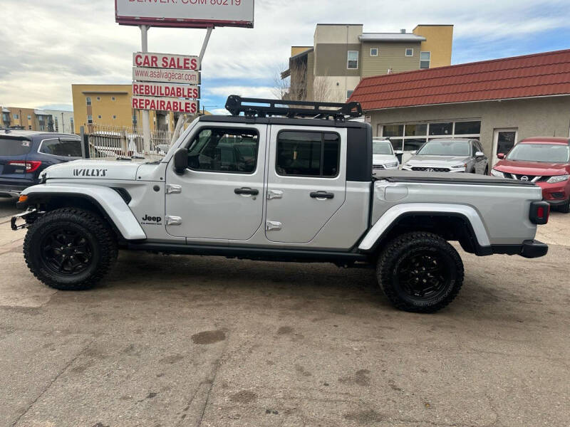 2022 Jeep Gladiator Willys