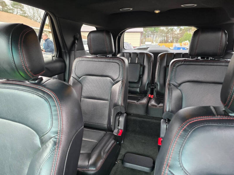 2017 Ford Explorer Sport