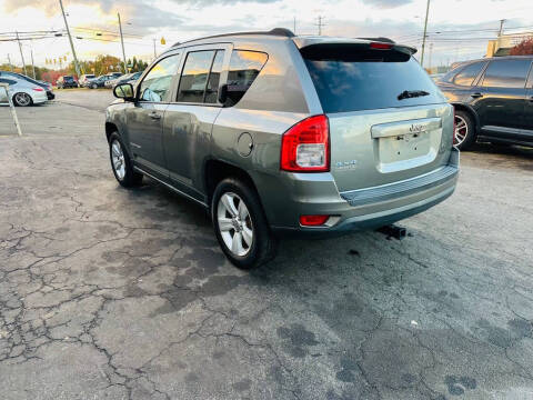 2012 Jeep Compass Sport