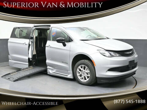 2024 Chrysler Voyager LX