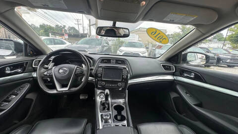 2016 Nissan Maxima