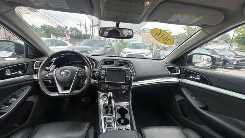 2016 Nissan Maxima