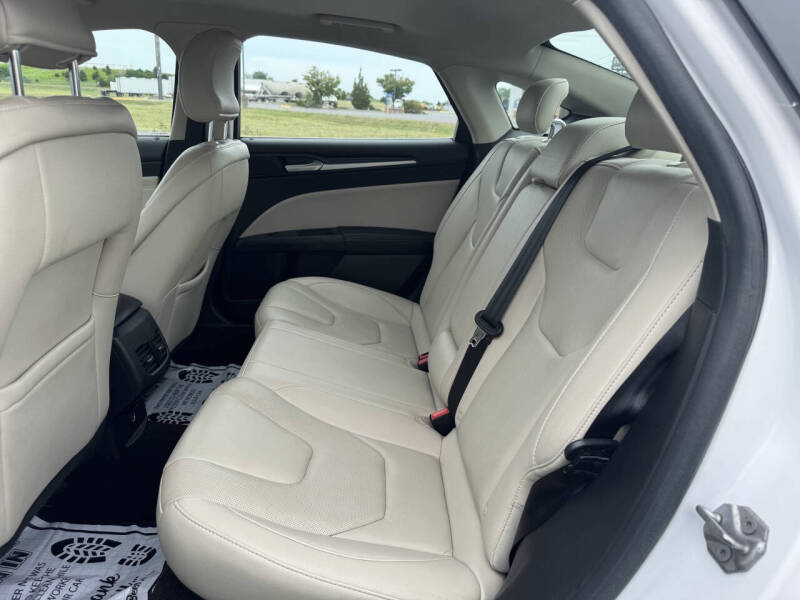 2017 Ford Fusion Titanium