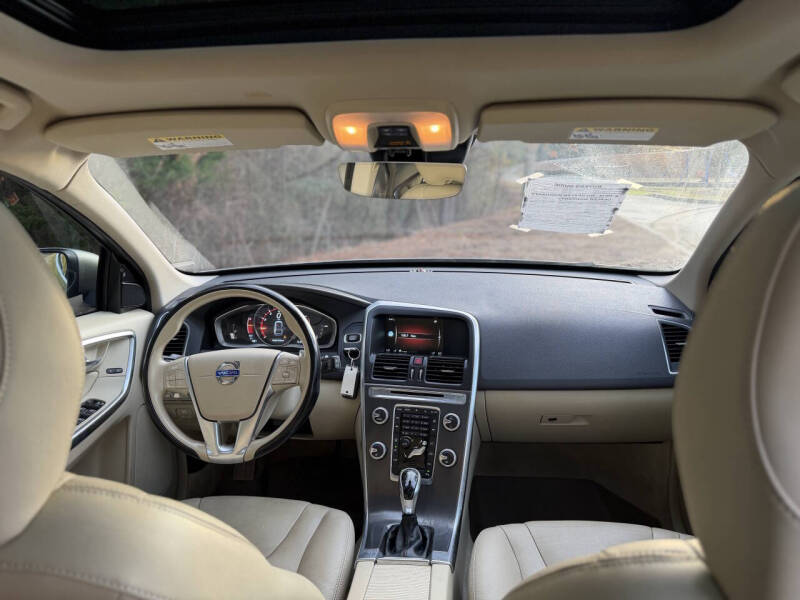 2015 Volvo XC60 T6 Drive-E