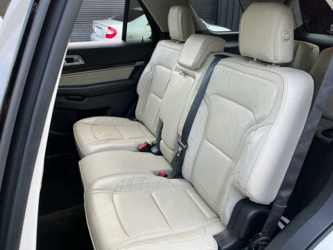 2016 Ford Explorer Platinum