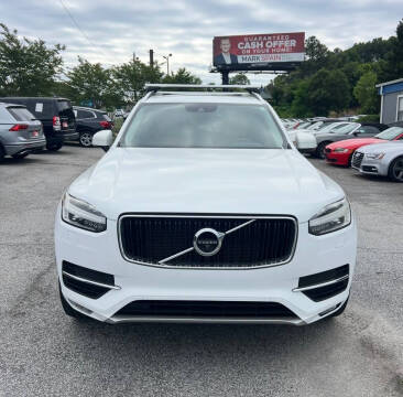 2016 Volvo XC90 T6 Momentum