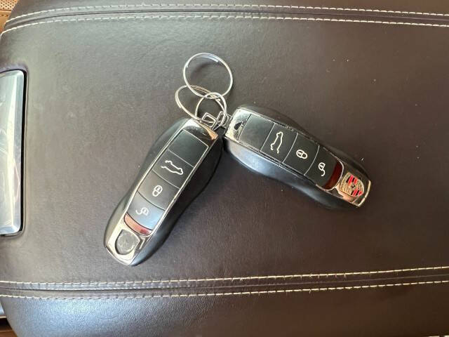 2012 Porsche Cayenne Turbo