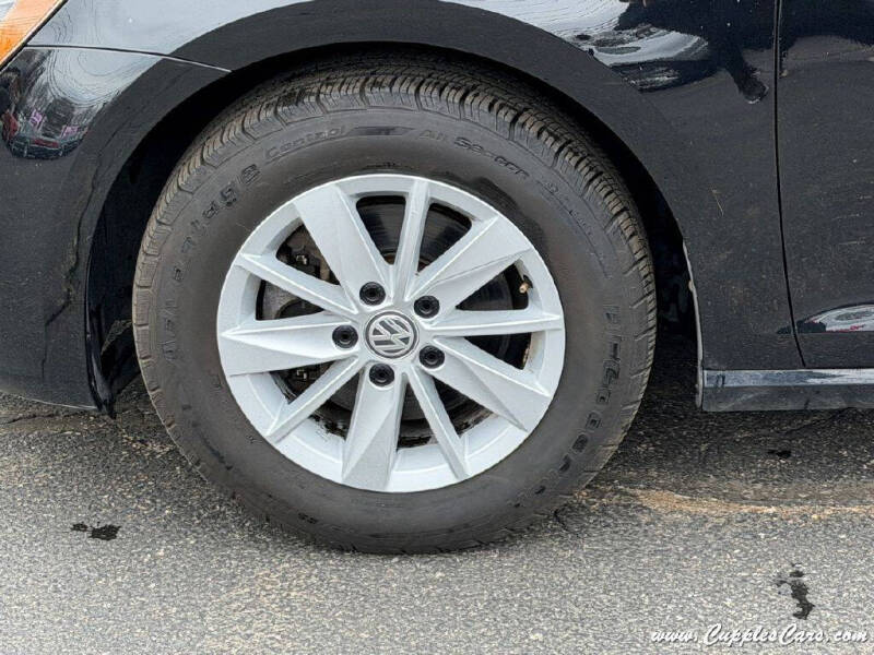 2016 Volkswagen Golf TSI S