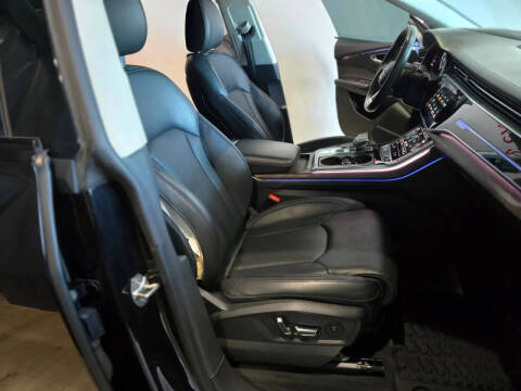 2020 Audi Q8 quattro Prestige 55 TFSI