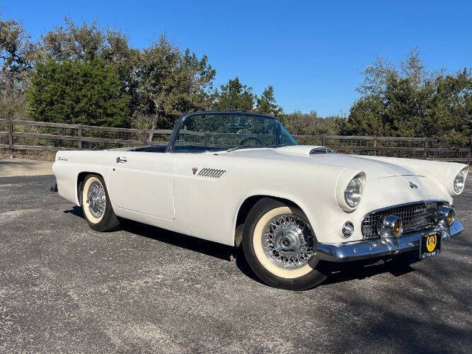 1955 Ford Thunderbird