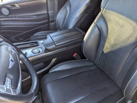 2023 Genesis GV80 2.5T