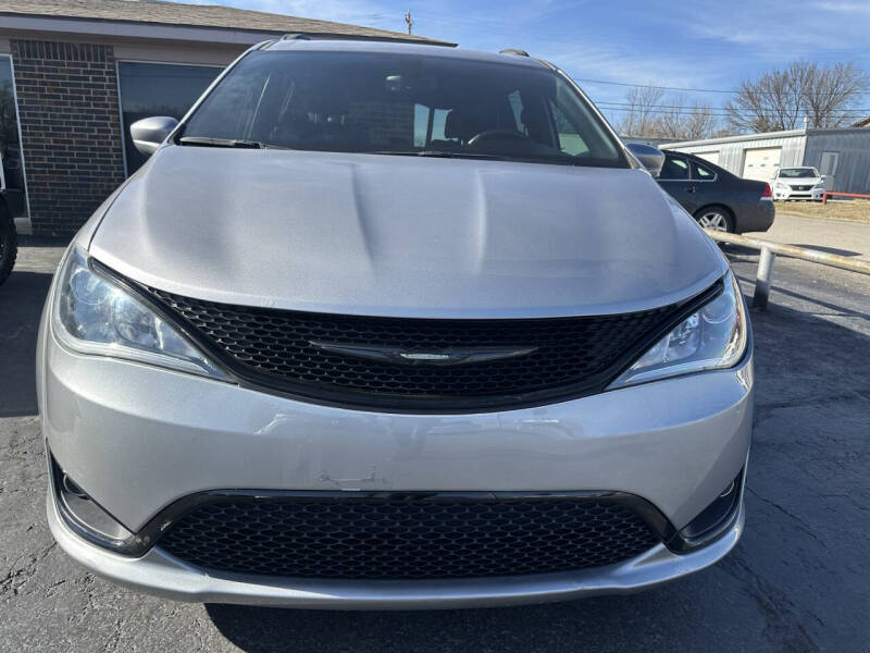 2019 Chrysler Pacifica Touring L