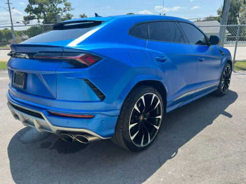2021 Lamborghini Urus