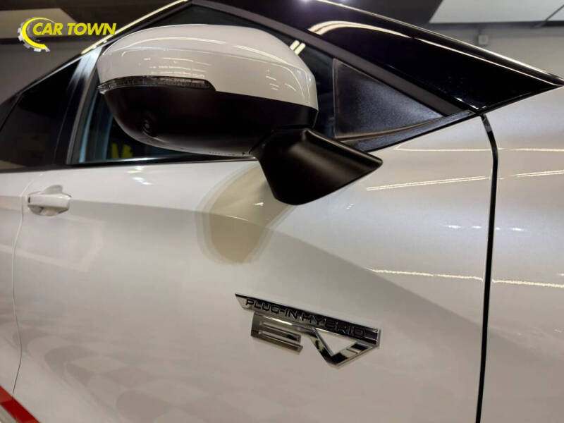 2024 Mitsubishi Outlander PHEV