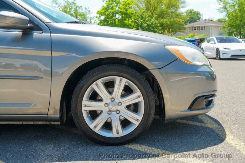 2012 Chrysler 200 Touring