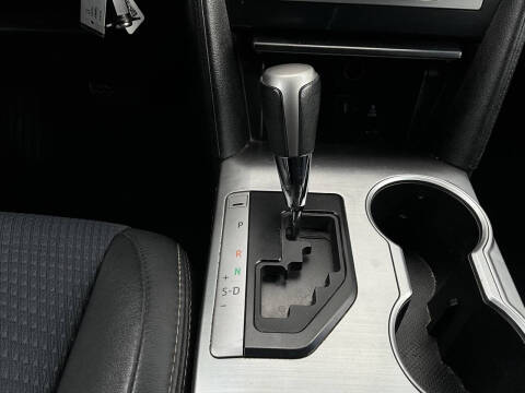 2014 Toyota Camry SE