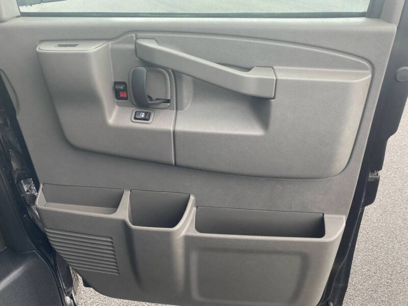 2016 Chevrolet Express LT 3500