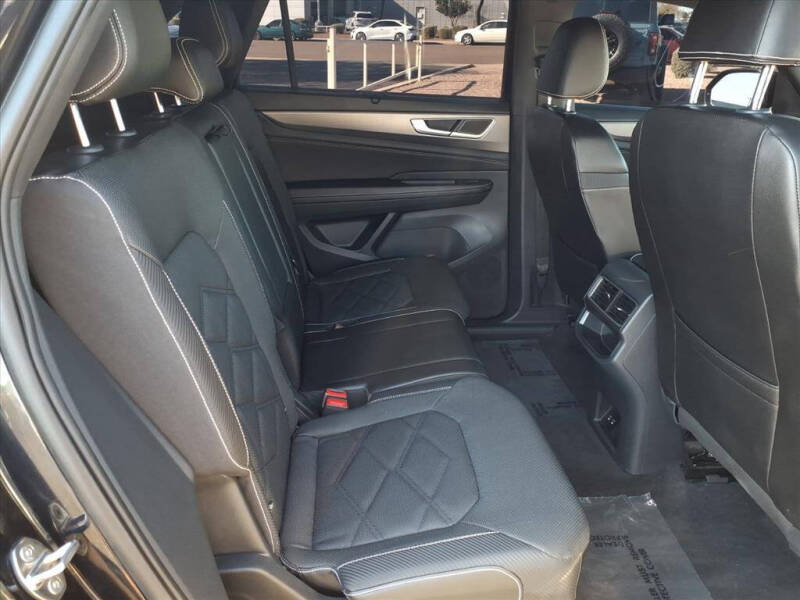 2024 Volkswagen Atlas Cross Sport SE