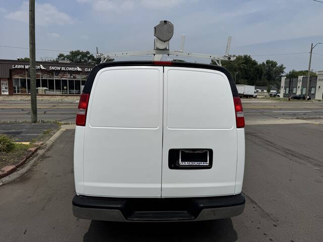 2020 GMC Savana 2500